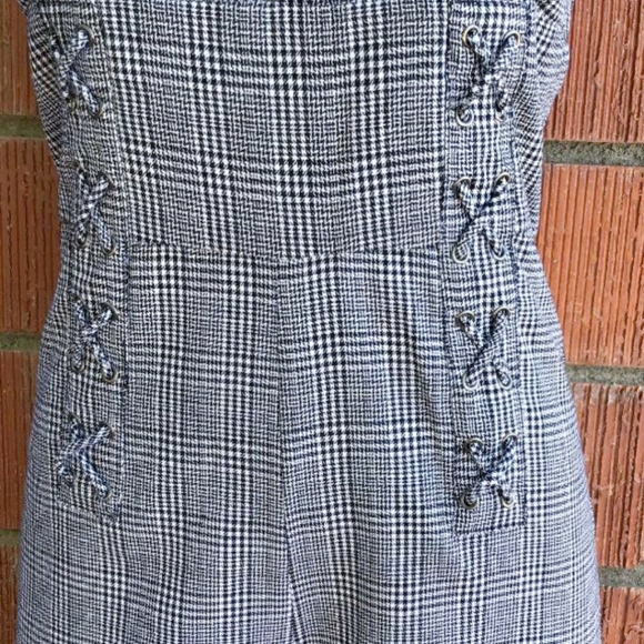 LAST ONE❗CURRENT AIR Plaid Ruffles Detail Jumpsuit - Picture 10 of 11